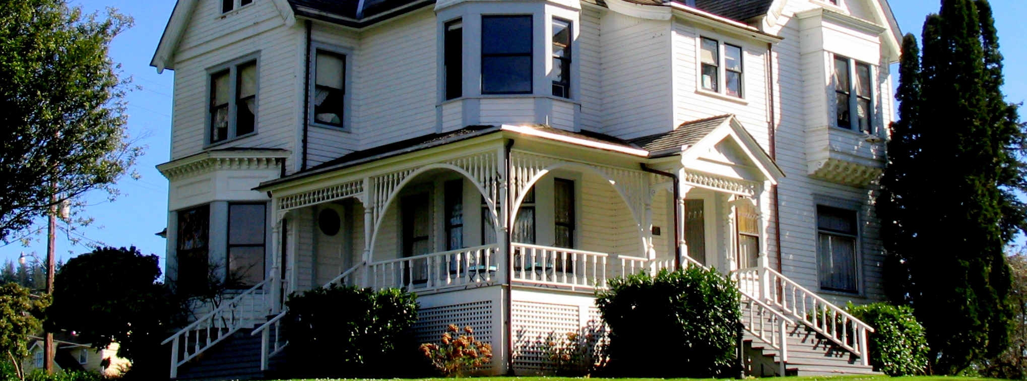 Image Of Older Victorian Style House